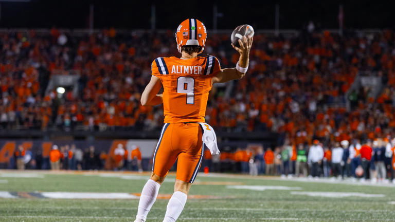 Illinois Football 2025 Projected Depth Chart